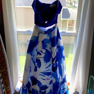 Royal blue/floral prom dress.